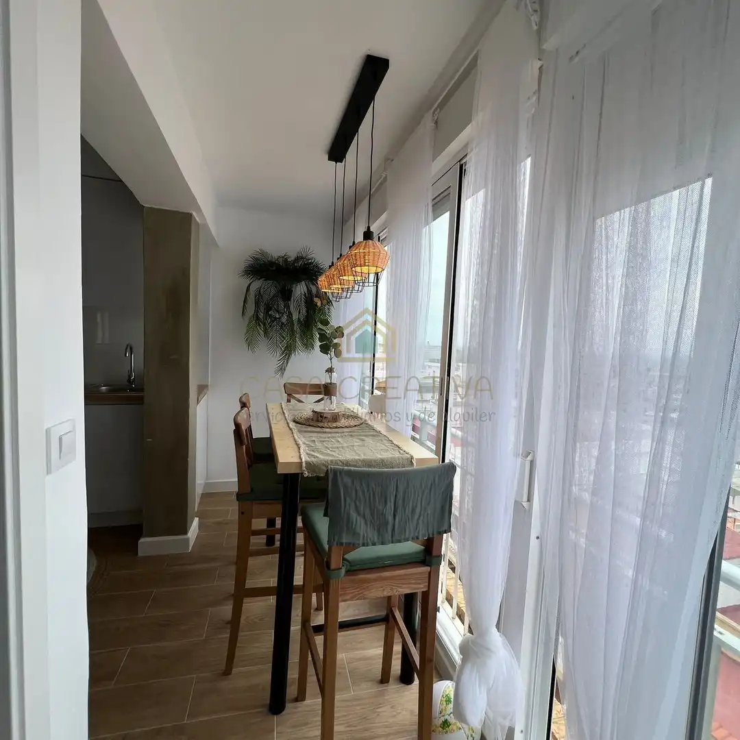 Comedor de Estudio en venta en Sueca con Aire acondicionado, Calefacción y Amueblado