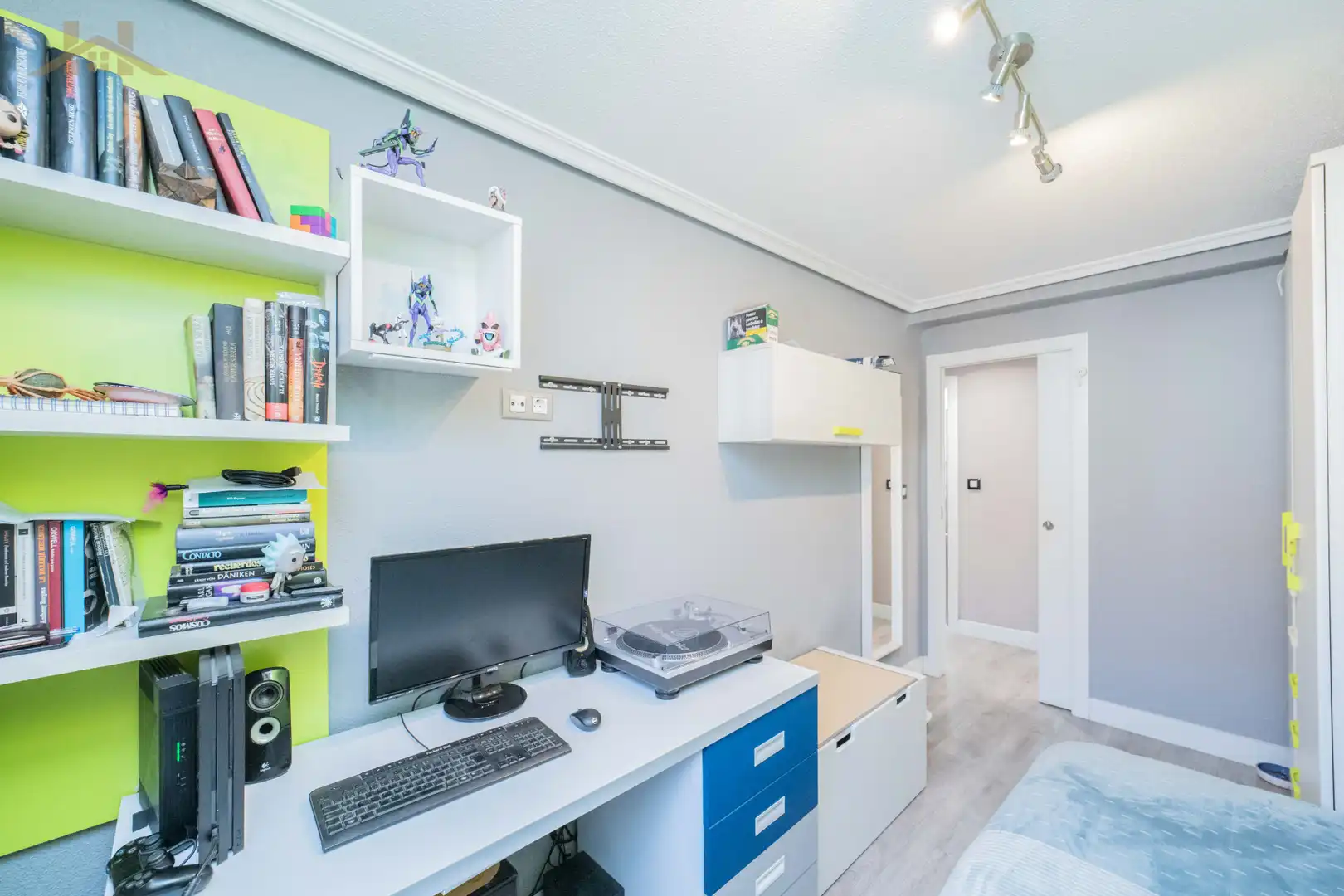 Bedroom of Flat for sale in Madrid  with Air Conditioner and Heating