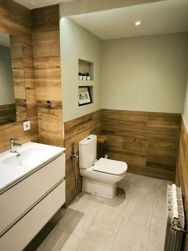 Baño de Piso en venta en Vilanova del Camí con Calefacción, Parquet y Horno