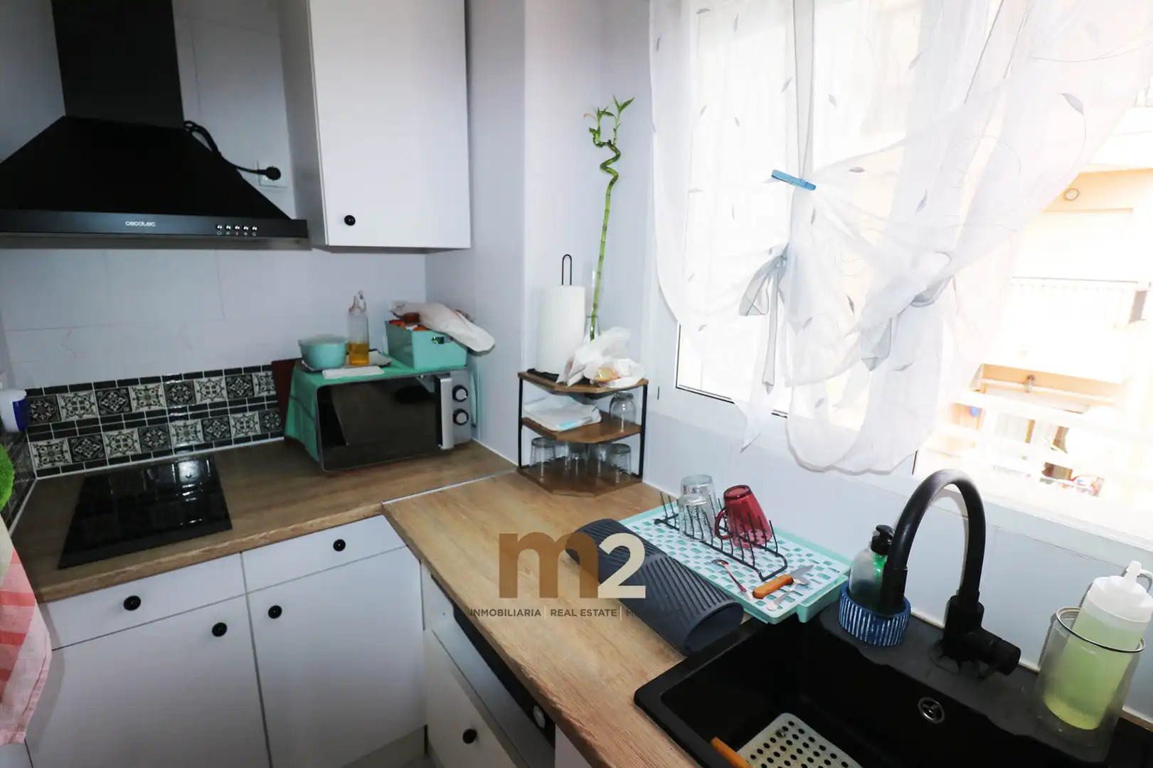 Cuina de Pis en venda en Torrevieja amb Aire condicionat, Terrassa i Moblat