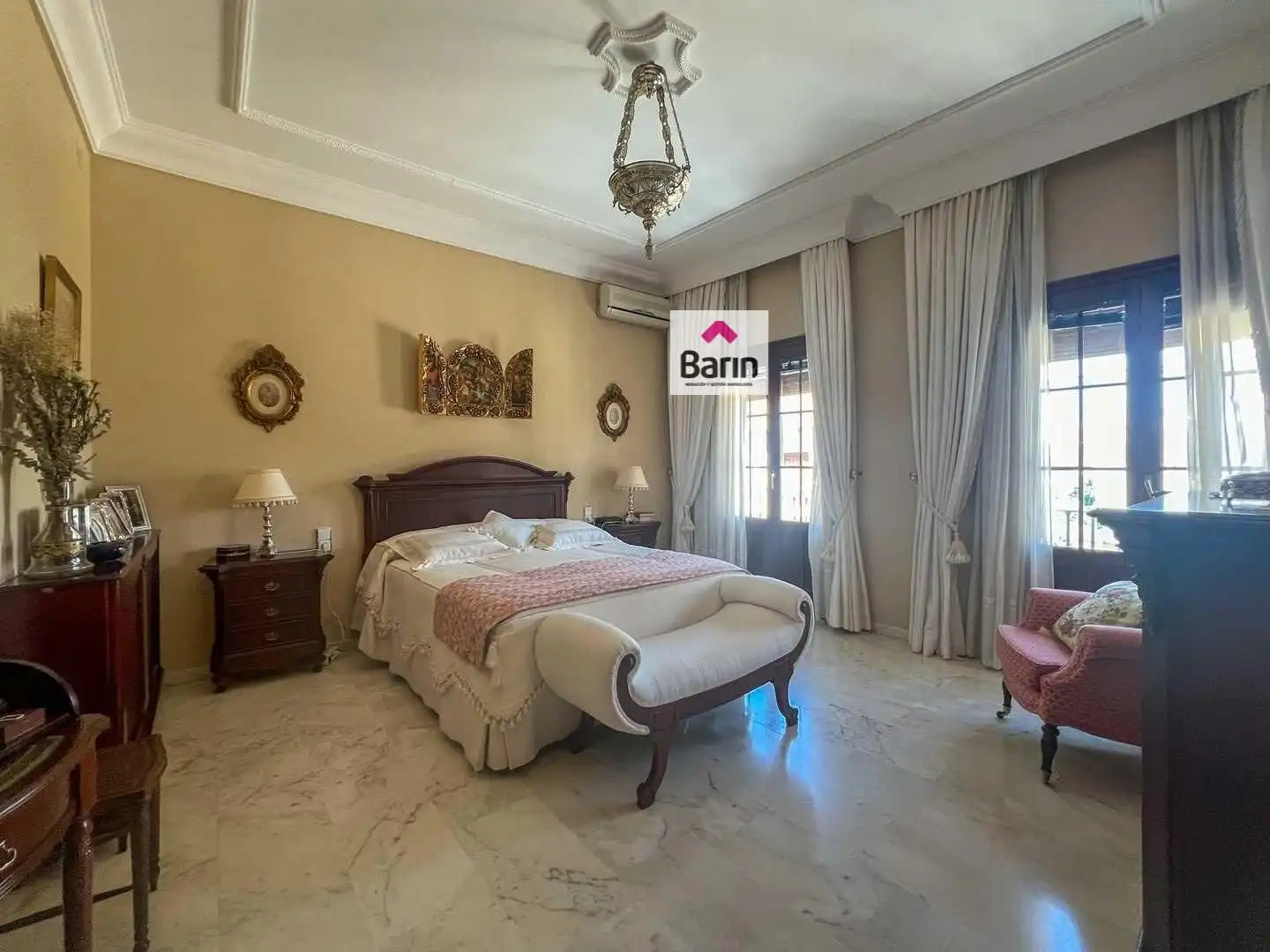Bedroom of Houses for sale in La Roda de Andalucía  with Air Conditioner, Terrace and Storage room