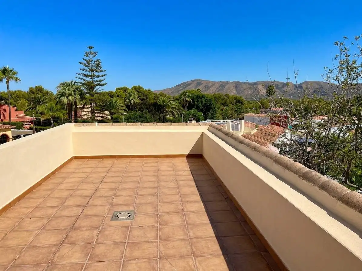 Terrassa de Casa o xalet de lloguer en La Nucia amb Jardí privat, Terrassa i Piscina
