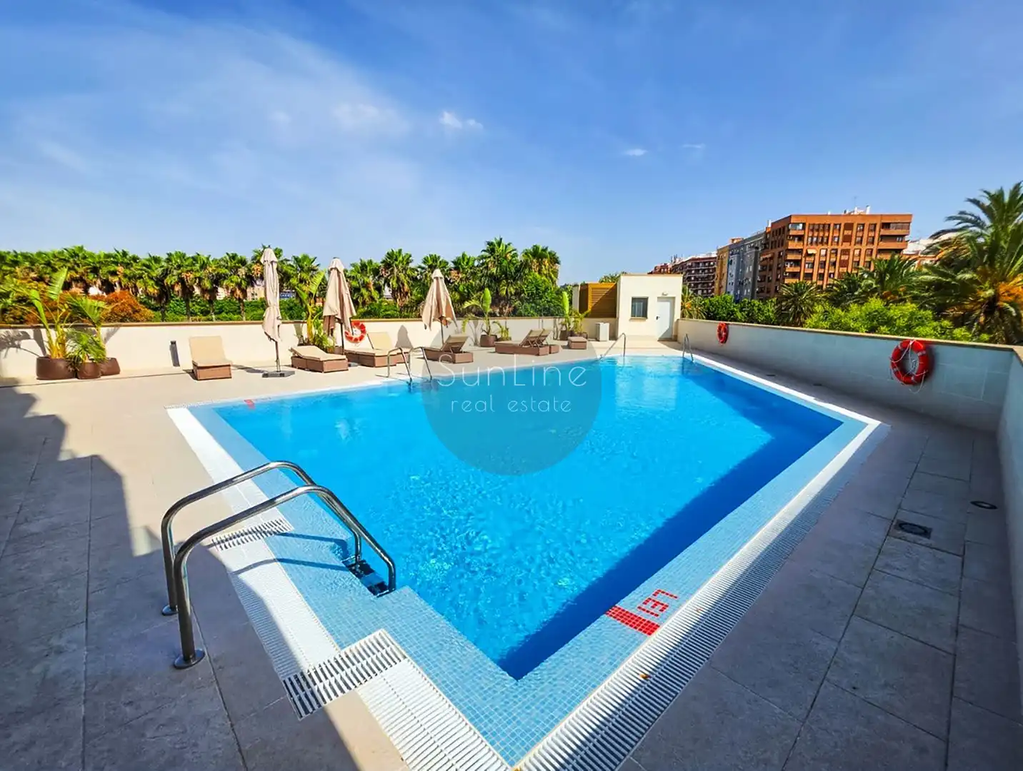 Appartamento con terrazza in affitto a Calle Doctor Domagk, imagen 35