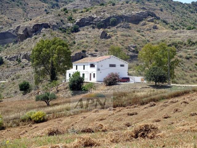 Finca rústica en Venta en Pizarra