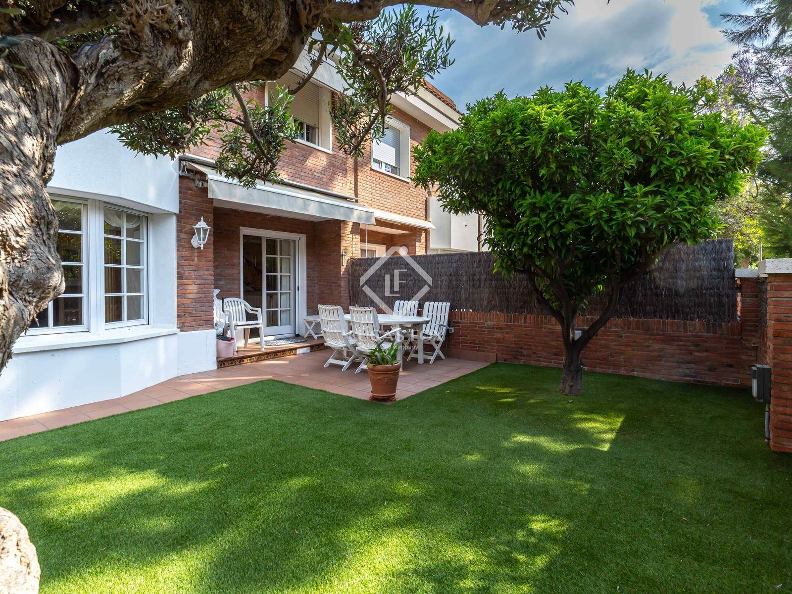 Garden of House or chalet for sale in Esplugues de Llobregat  with Air Conditioner, Heating and Private garden