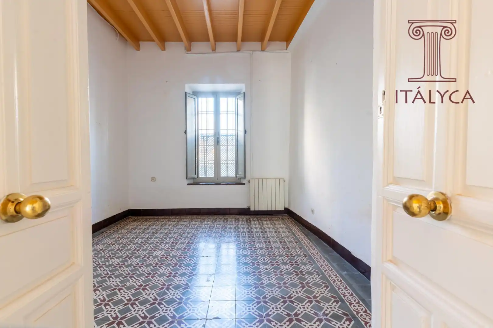 Casa o xalet en venda en Bormujos amb Aire condicionat, Calefacció i Jardí privat