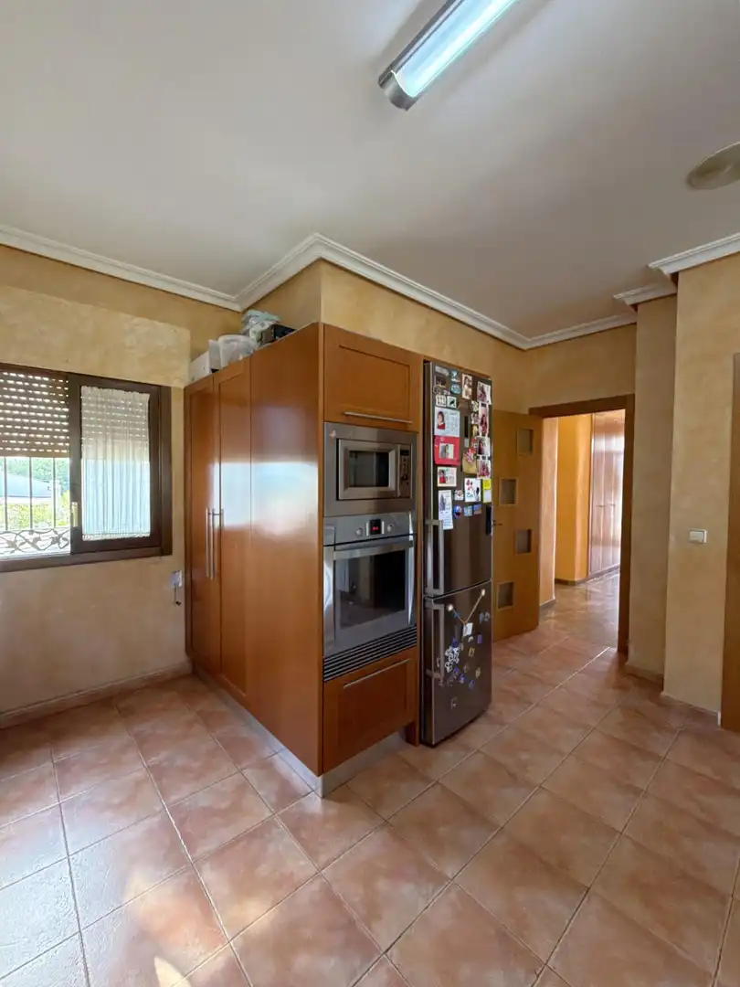 Cocina de Casa o chalet en venta en Murcia con Aire acondicionado, Calefacción y Jardín privado