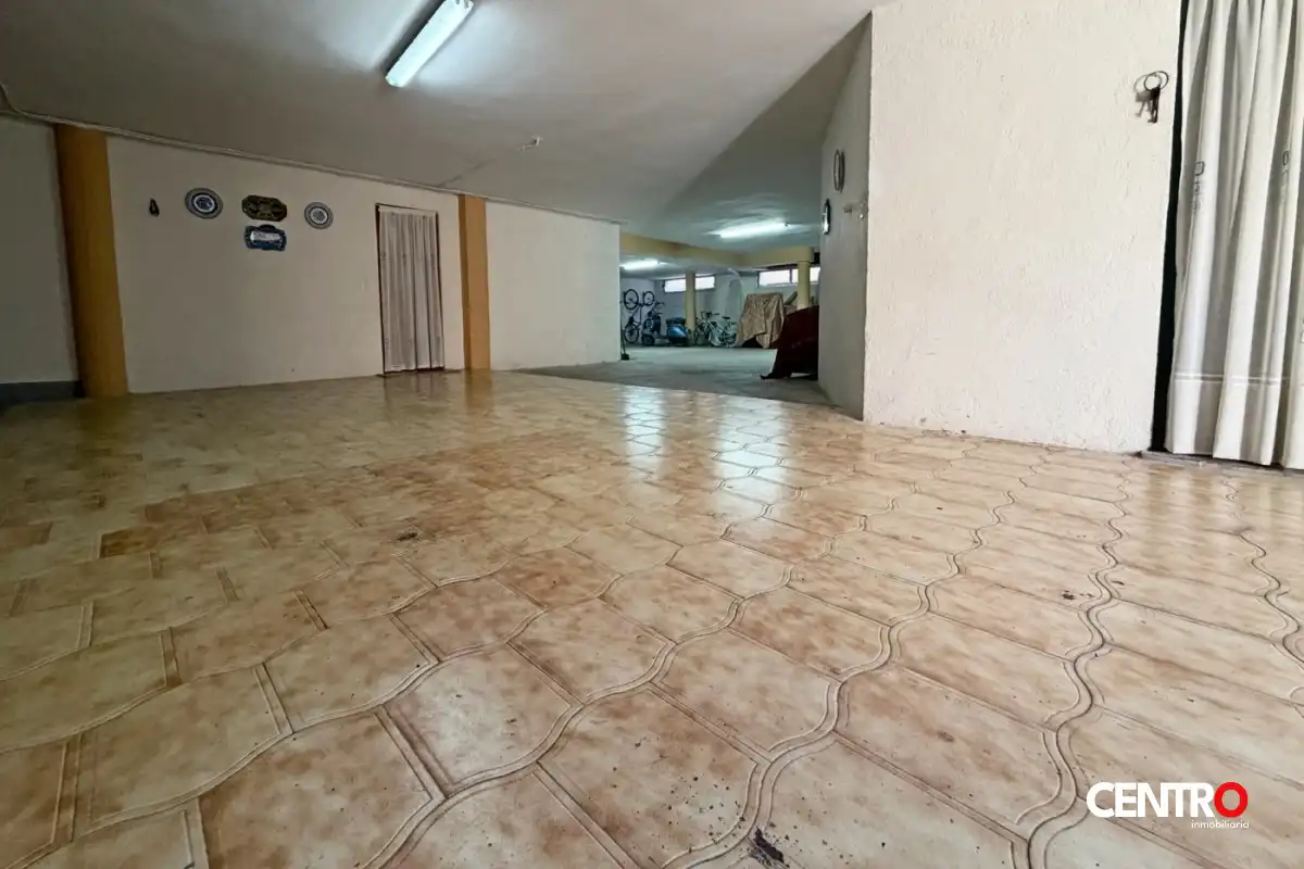 Pis en venda en La Zubia amb Aire condicionat, Calefacció i Jardí privat