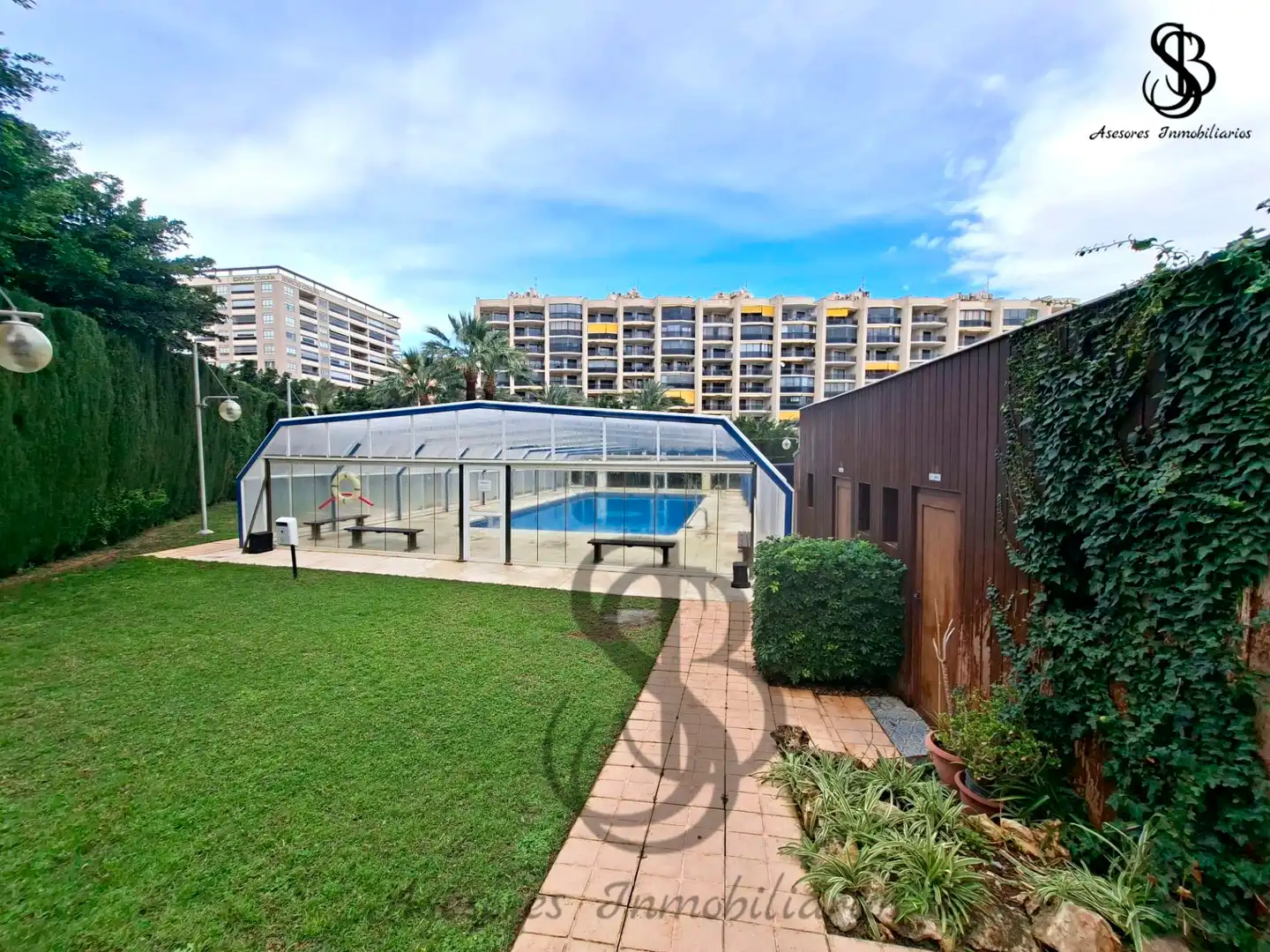 Piscina de Dúplex en venta en Villajoyosa / La Vila Joiosa con Aire acondicionado, Calefacción y Amueblado