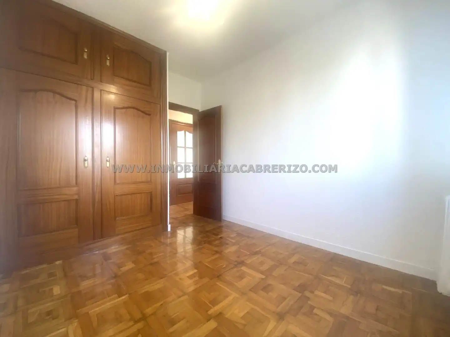 Habitación de Piso en venta en Beriáin con Calefacción, Parquet y Terraza