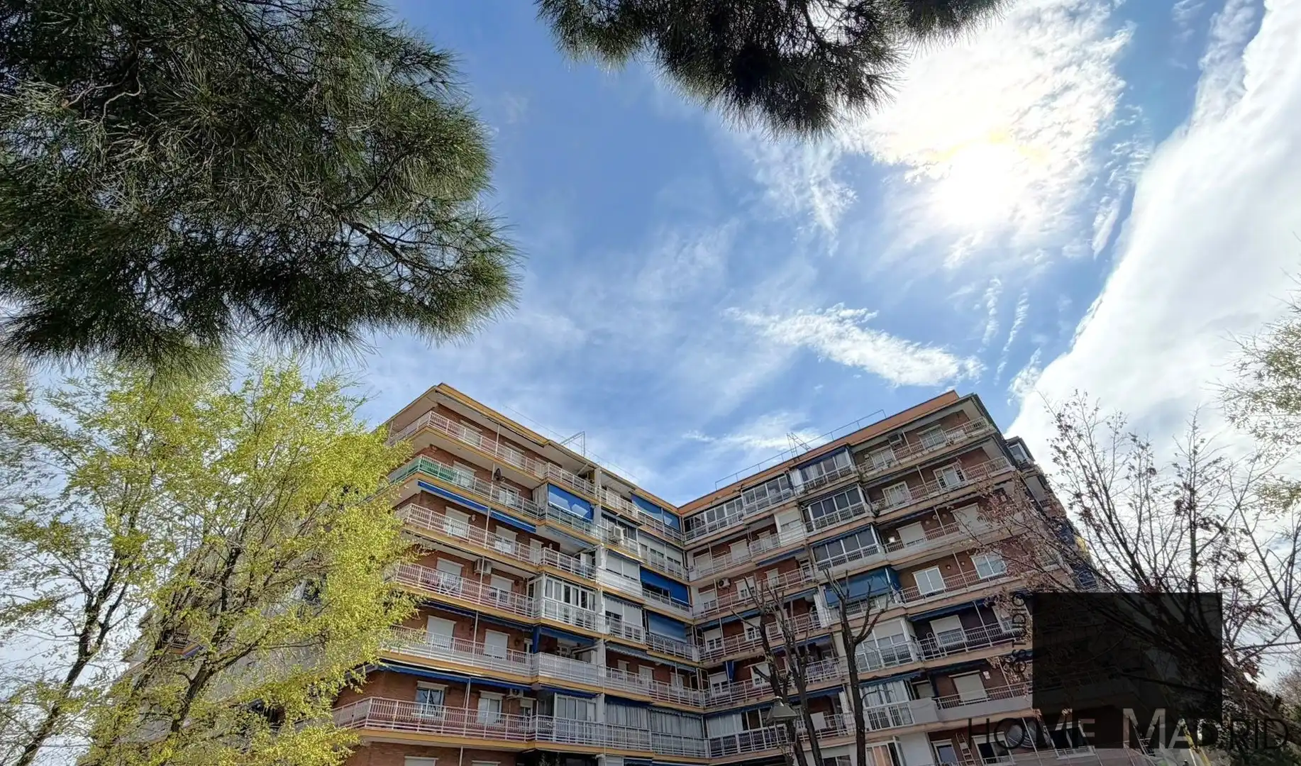 Außenansicht von Wohnung zum Verkauf in Móstoles mit Heizung und Terrasse
