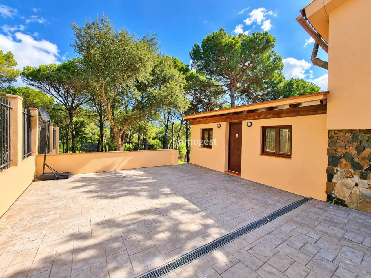 Jardí de Casa o xalet en venda en Cassà de la Selva amb Calefacció, Jardí privat i Terrassa