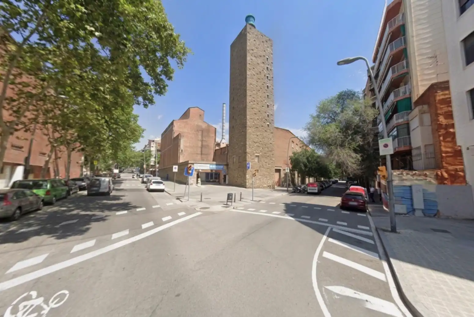 Vista exterior de Piso en venta en Barcelona con Calefacción, Trastero y Balcón