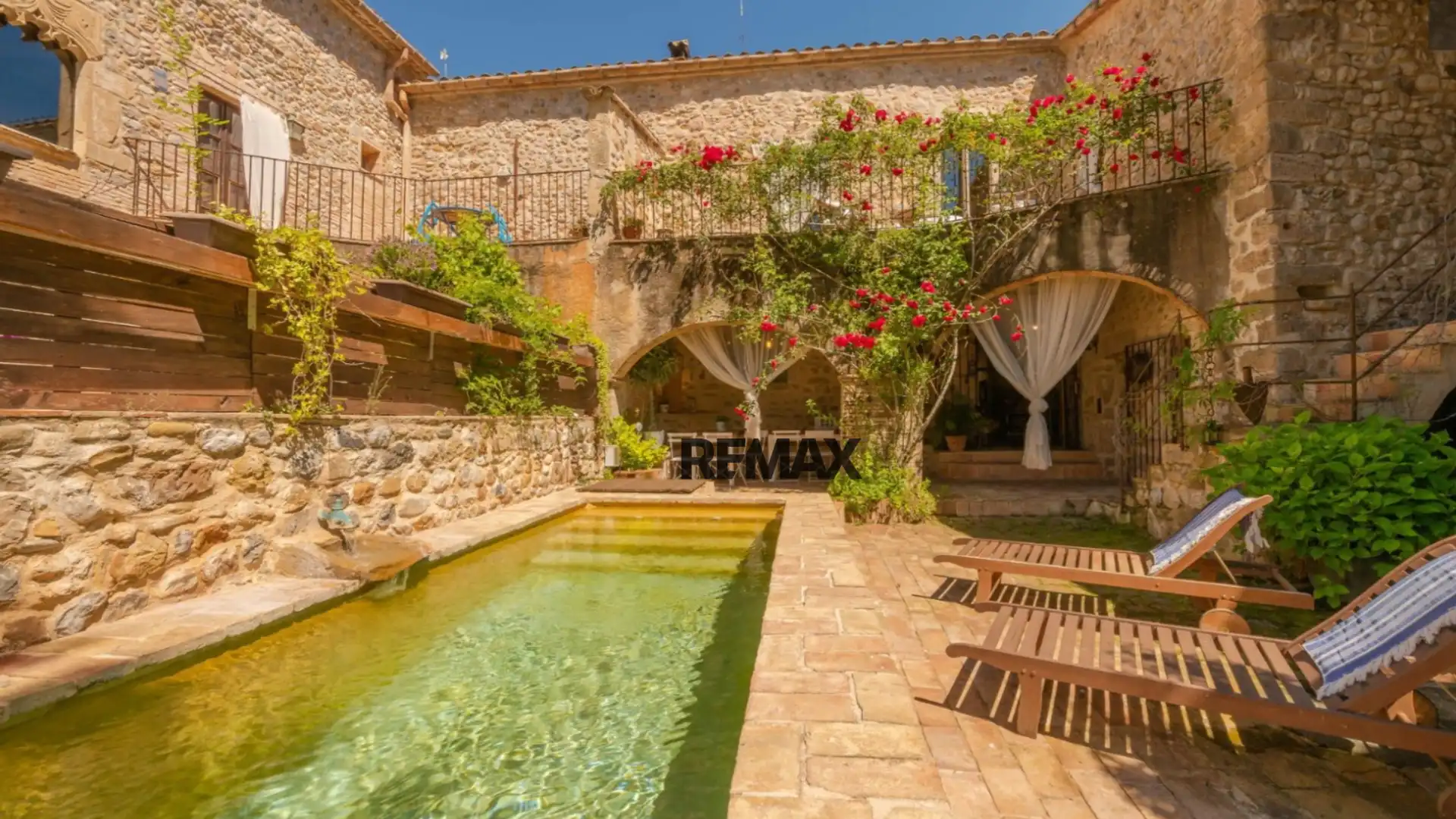 Casa adosada en venta en Esponellà - CL DE L ESGLESIA DE VILERT, 2, Esponellà