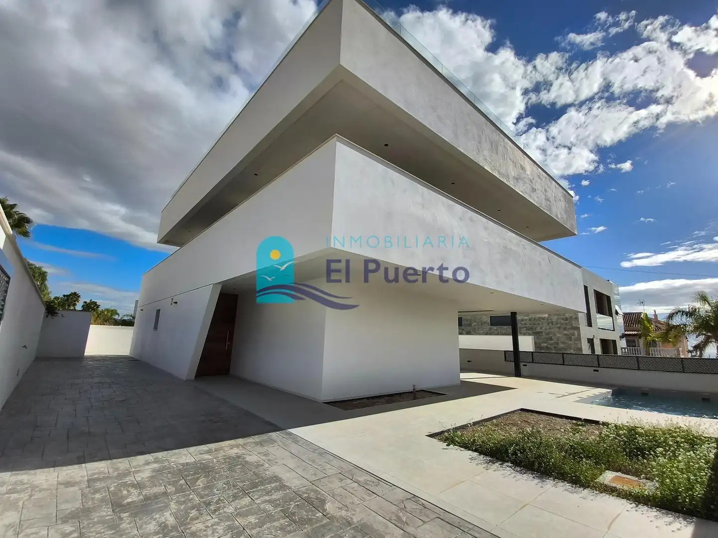 Vista exterior de Casa o xalet en venda en Mazarrón amb Aire condicionat, Terrassa i Traster