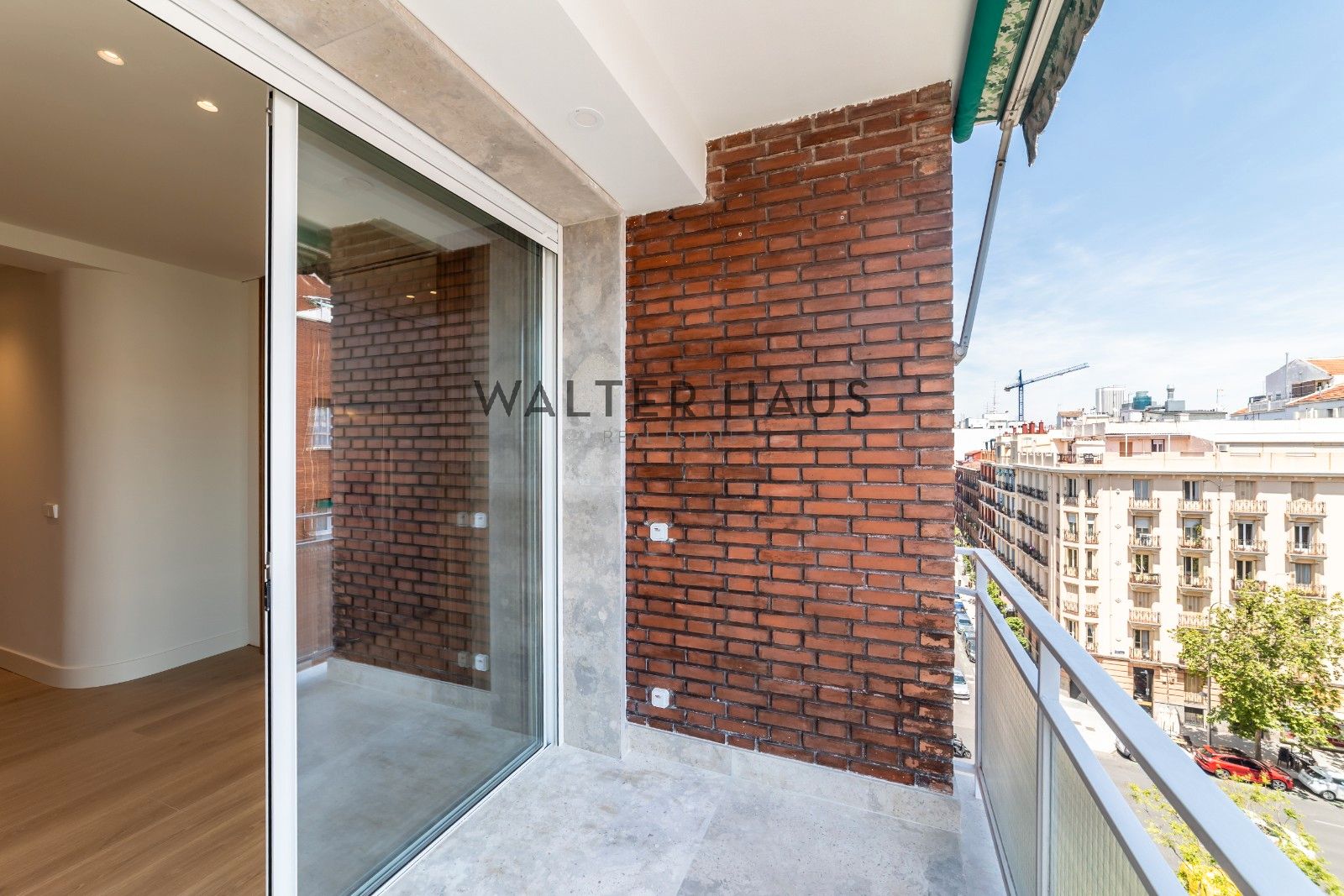 Balcony of Flat for sale in  Madrid Capital  with Air Conditioner, Heating and Terrace