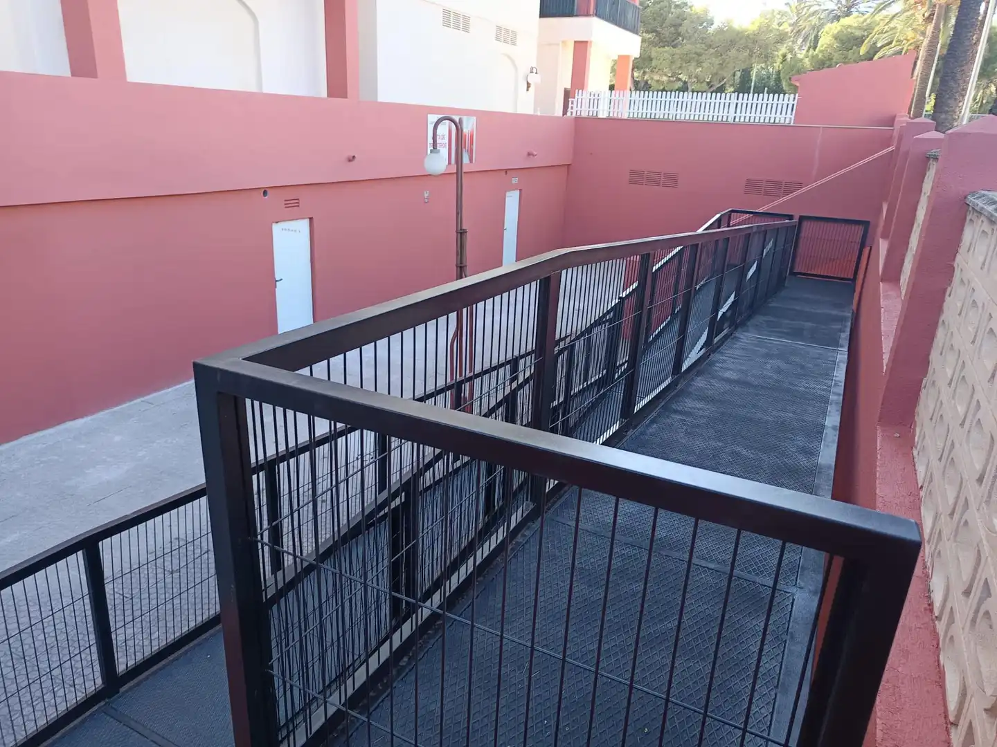 Terrace of Storage room for sale in Benicasim / Benicàssim