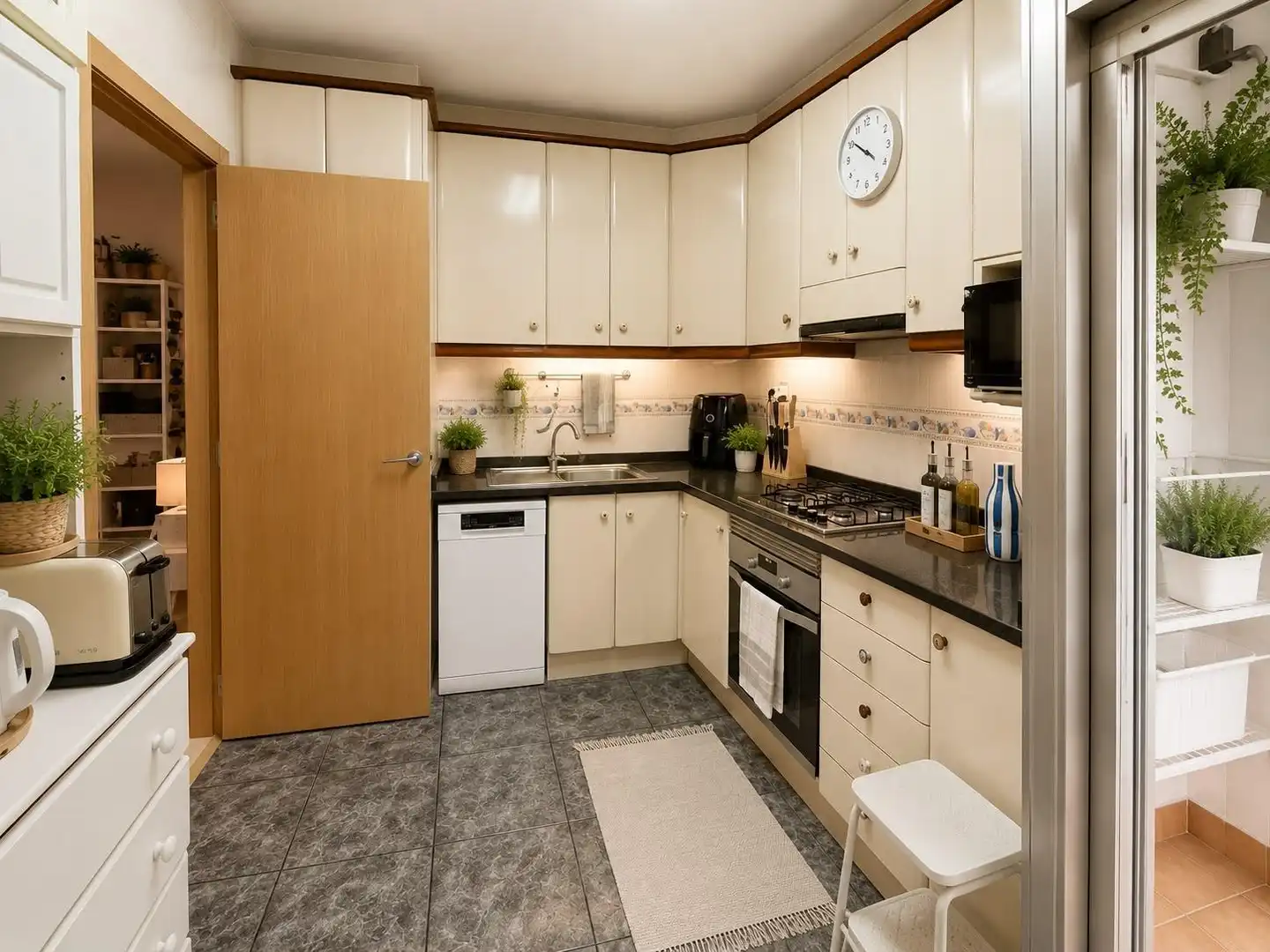 Kitchen of Flat for sale in Premià de Mar  with Balcony