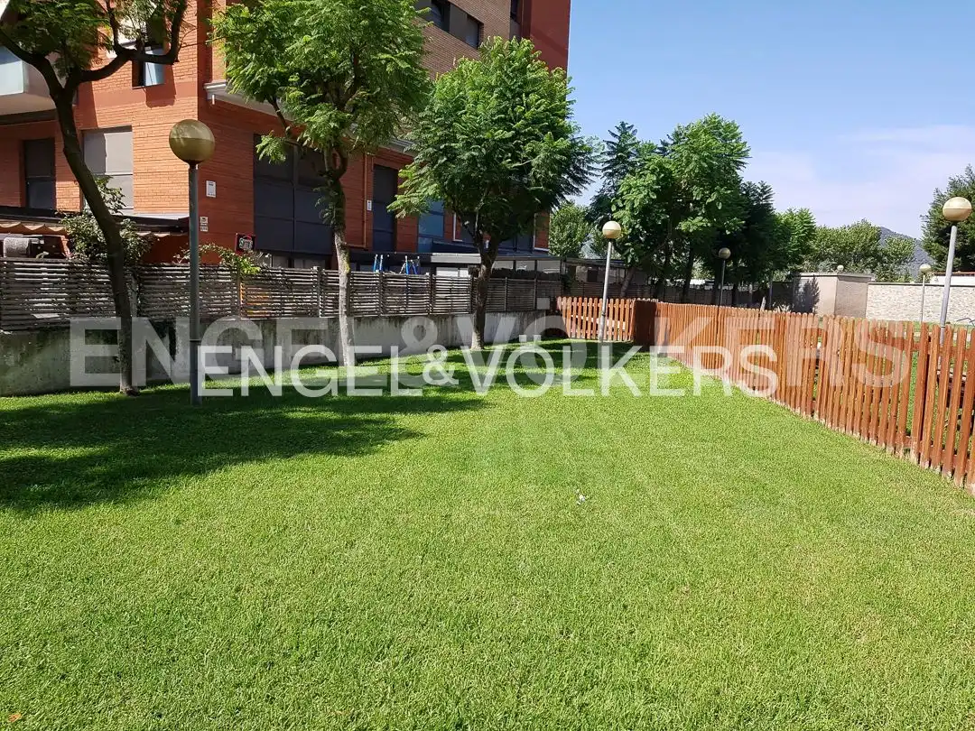 Ático en venta en Sant Joan Despí con Aire acondicionado, Calefacción y Parquet