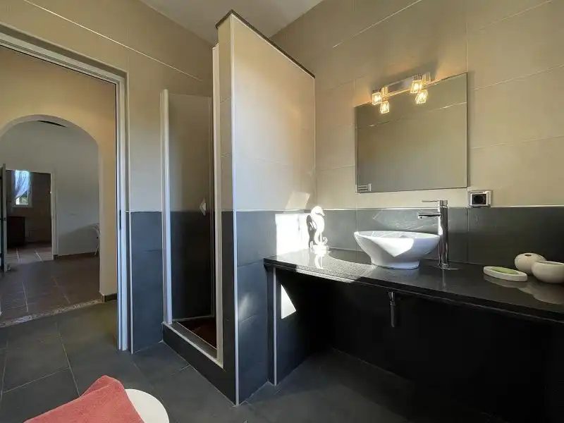 Baño de Finca rústica en venta en Llucmajor con Aire acondicionado, Calefacción y Jardín privado