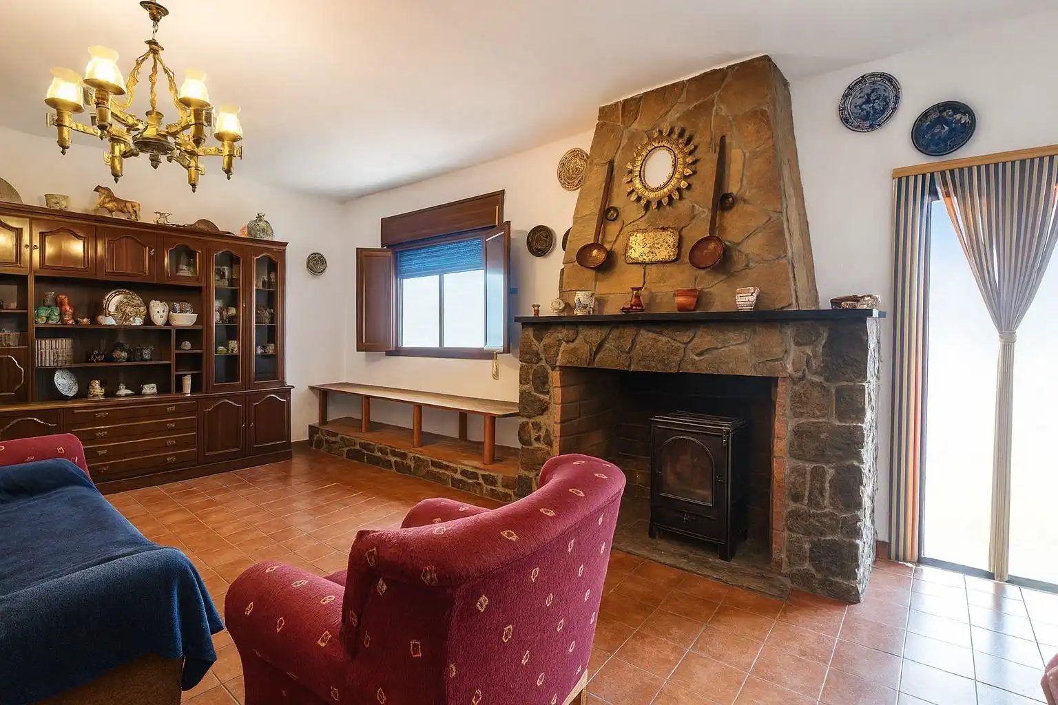 Living room of Country homes for sale in Horcajo de los Montes  with Air Conditioner, Private garden and Terrace