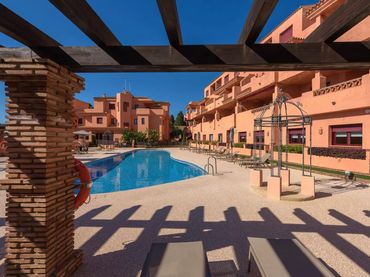 Piano terra con piscina in vendita a Benamara - Atalaya