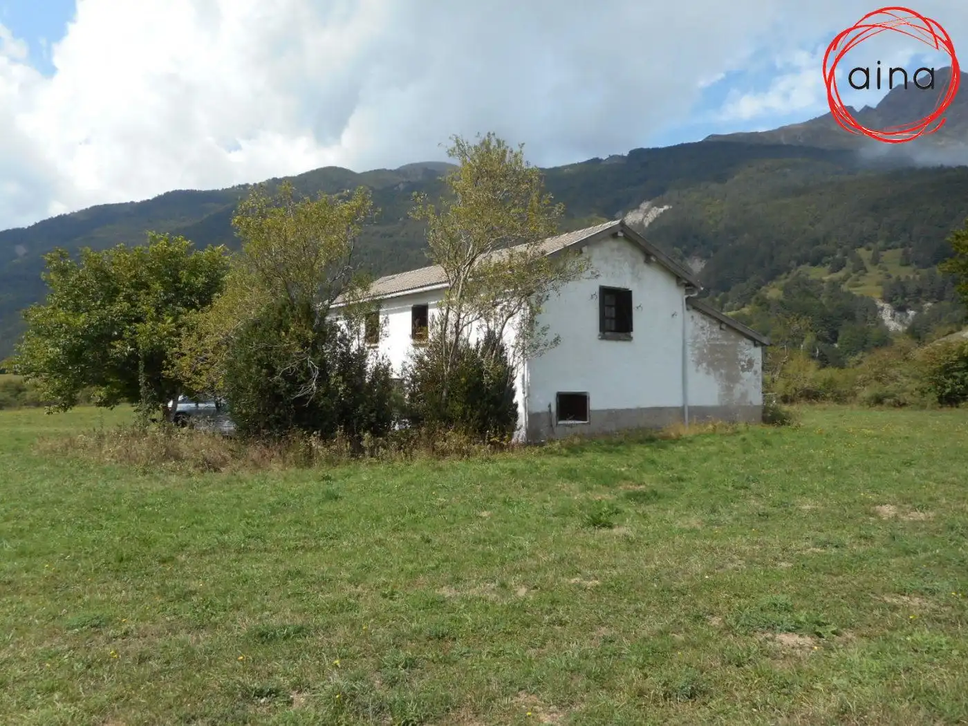 Vista exterior de Casa o xalet en venda en Isaba / Izaba amb Moblat