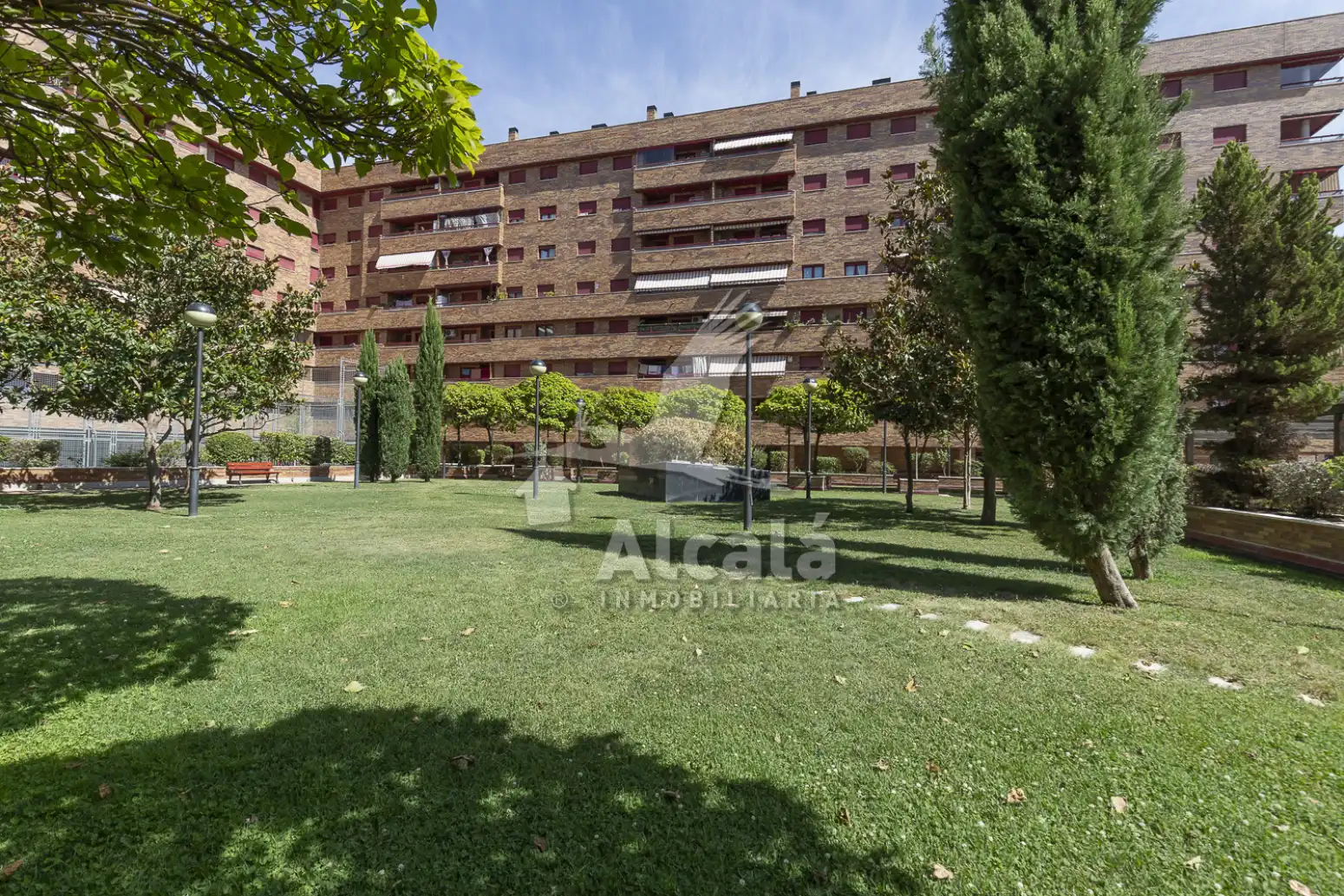 Appartamento con terrazza in vendita a El Quiñón, imagen 5