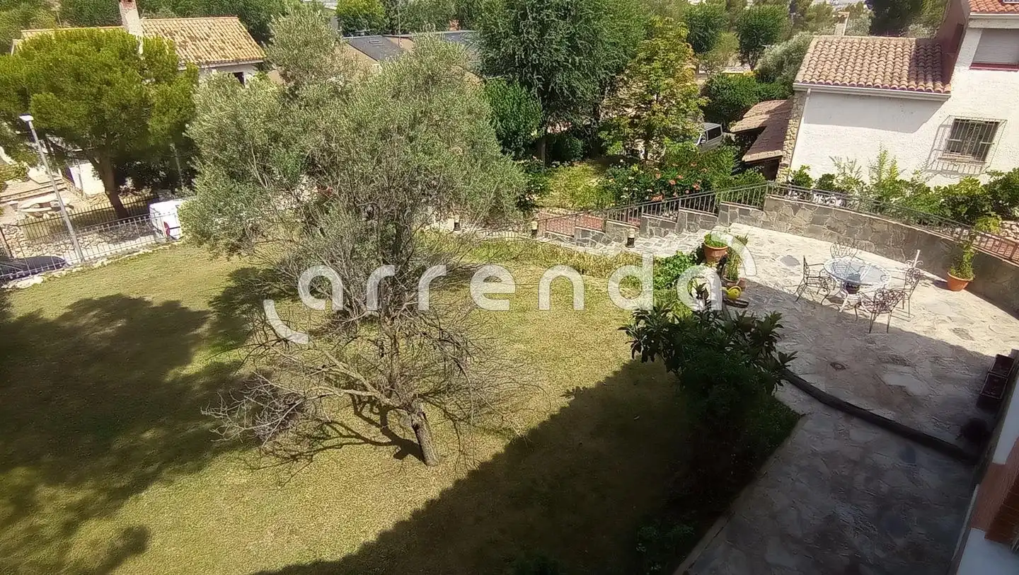 Casa o chalet en venta en Villalbilla con Calefacción, Jardín privado y Terraza
