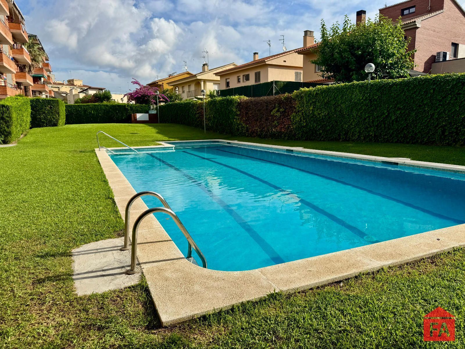Piscina de Pis en venda en El Vendrell amb Piscina i Piscina comunitària