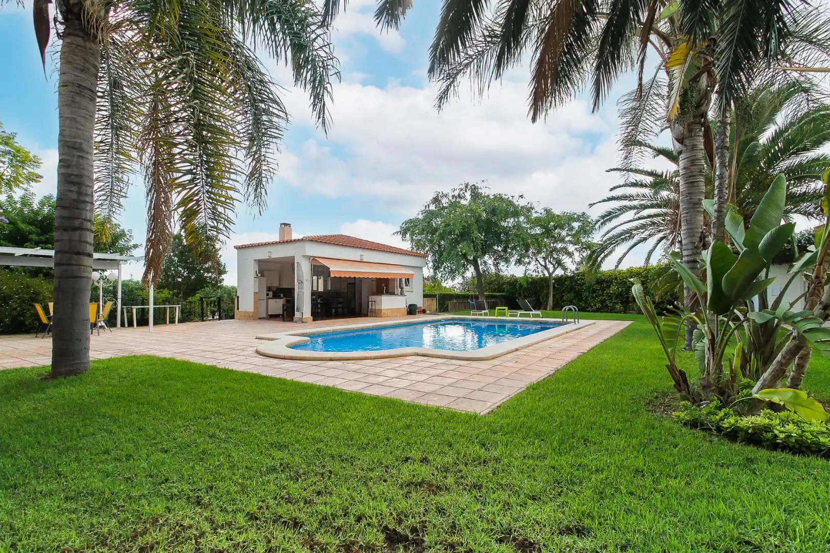Piscina de Casa o xalet en venda en Alicante / Alacant