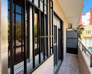Exterior view of Flat for sale in  Valencia Capital  with Terrace and Balcony