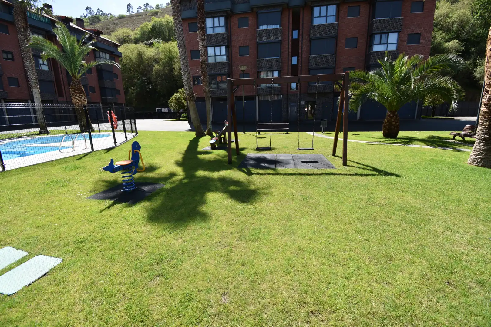 Parking de Apartamento en venta en Val de San Vicente  con Calefacción, Parquet y Amueblado