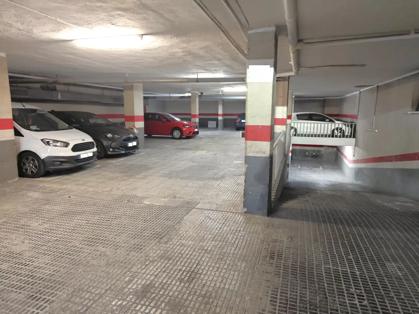 Einzelparkplatz zum Verkauf in de Sepúlveda 101, imagen 4