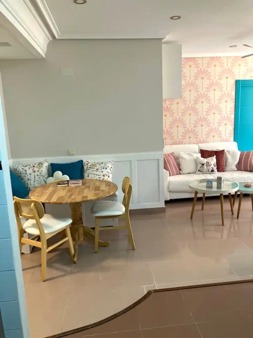 Comedor de Piso de alquiler en Santander con Calefacción y Amueblado