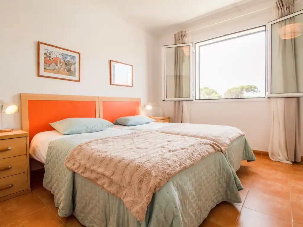 Habitación de Apartamento en venta en Es Mercadal con Terraza, Piscina y Piscina comunitaria