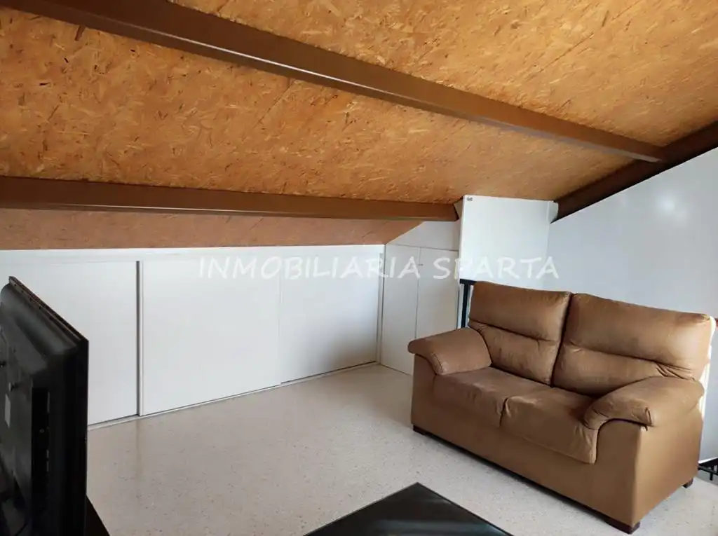 Casa adosada en venta en Coria del Río con Aire acondicionado, Terraza y Trastero