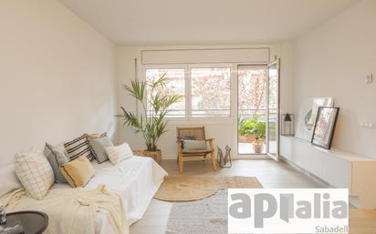 Bedroom of Flat for sale in Castellar del Vallès  with Heating, Terrace and Storage room