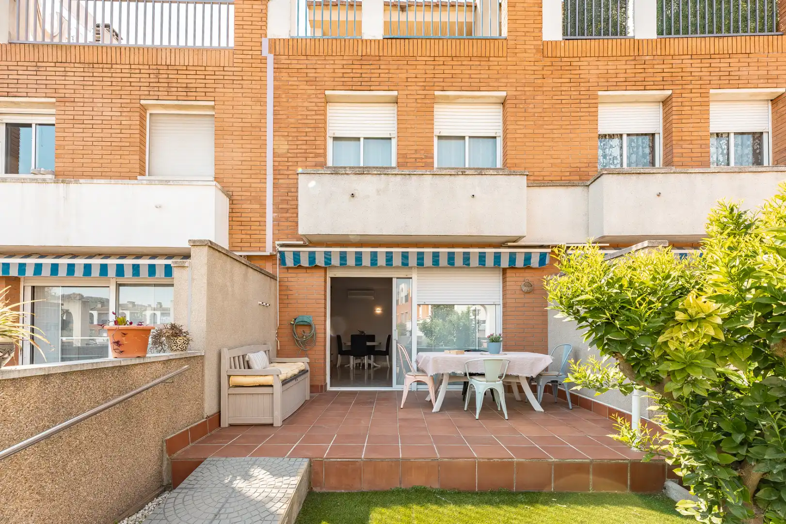 Terraza de Casa adosada en venta en Martorell con Aire acondicionado, Calefacción y Jardín privado