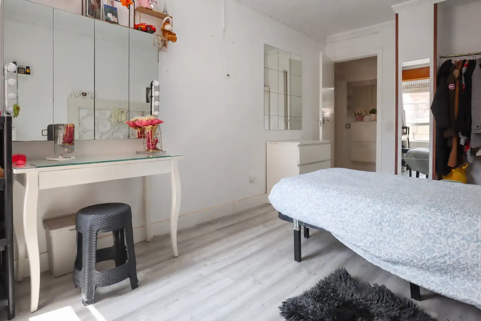 Habitación de Piso en venta en Oviedo  con Calefacción y Terraza