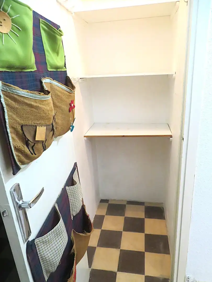 Habitación de Piso en venta en Barcelona con Balcón