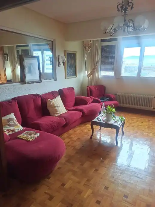 Sala de estar de Piso de alquiler en  Pamplona / Iruña con Calefacción, Parquet y Amueblado