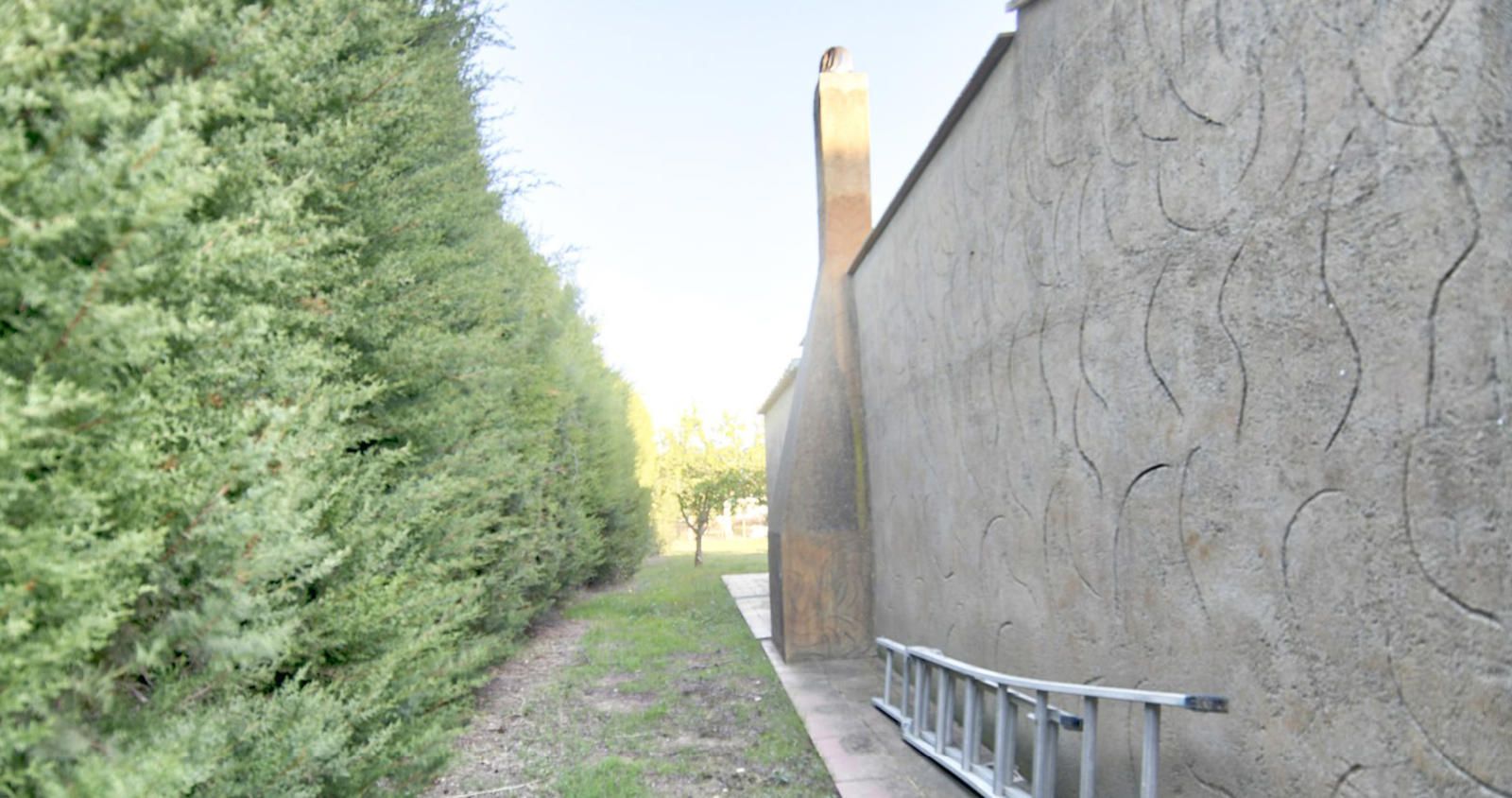 Exterior view of House or chalet for sale in Mont-ras  with Swimming Pool and Alarm