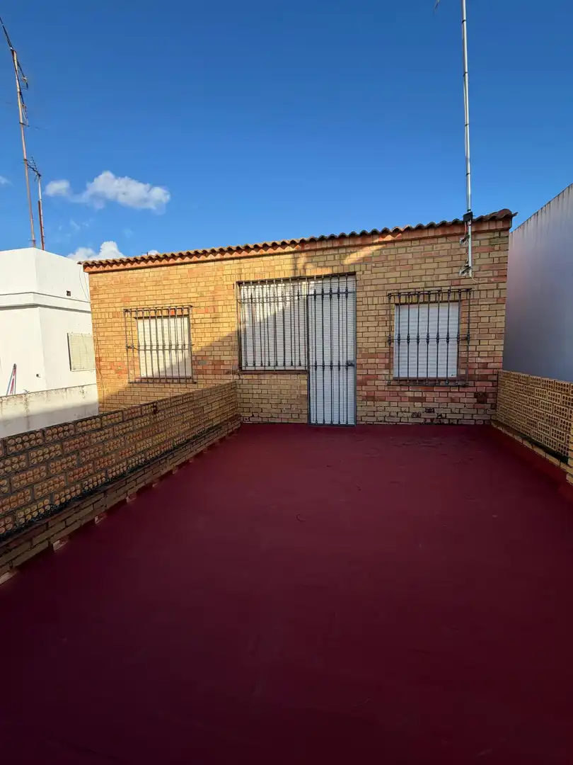 Vista exterior de Casa o xalet en venda en San Juan del Puerto