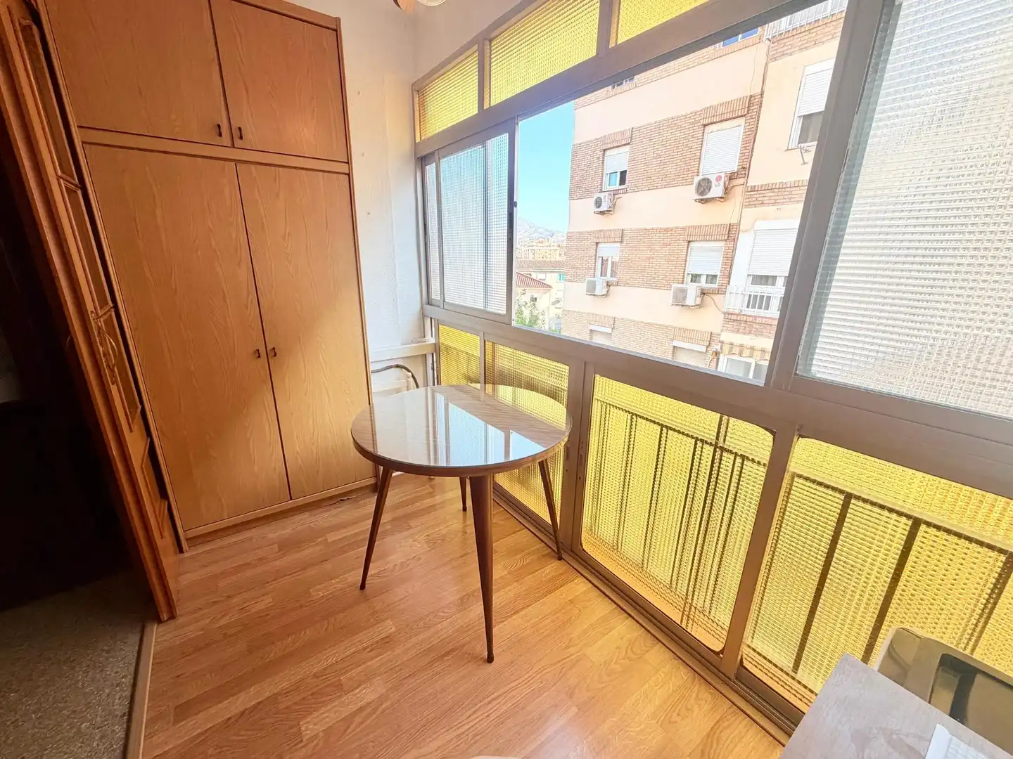 Schlafzimmer von Wohnung zur Miete in Málaga mit Klimaanlage, Heizung und Terrasse