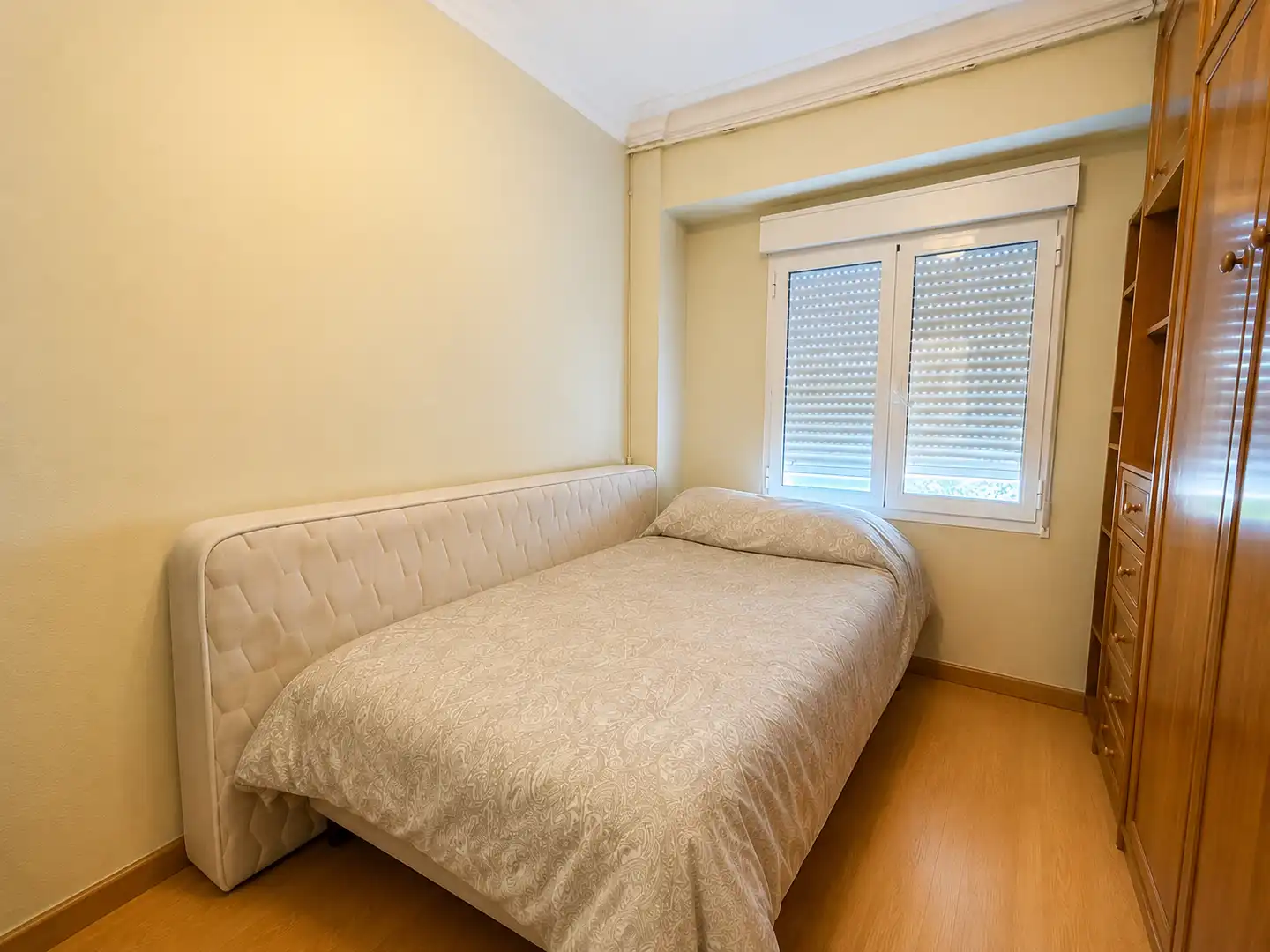 Bedroom of Flat for sale in Patraix