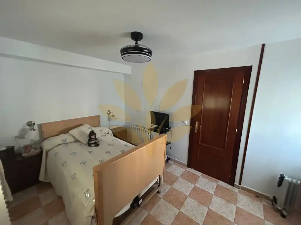 Habitación de Casa o chalet en venta en Cáceres