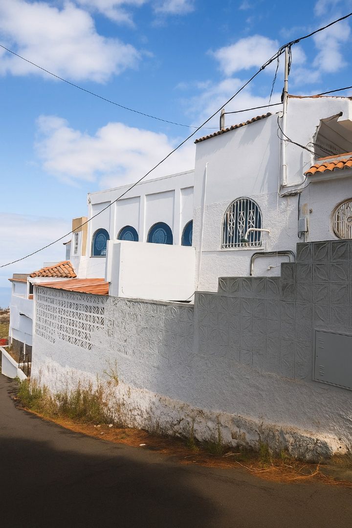 Vista exterior de Edificio en venta en La Matanza de Acentejo