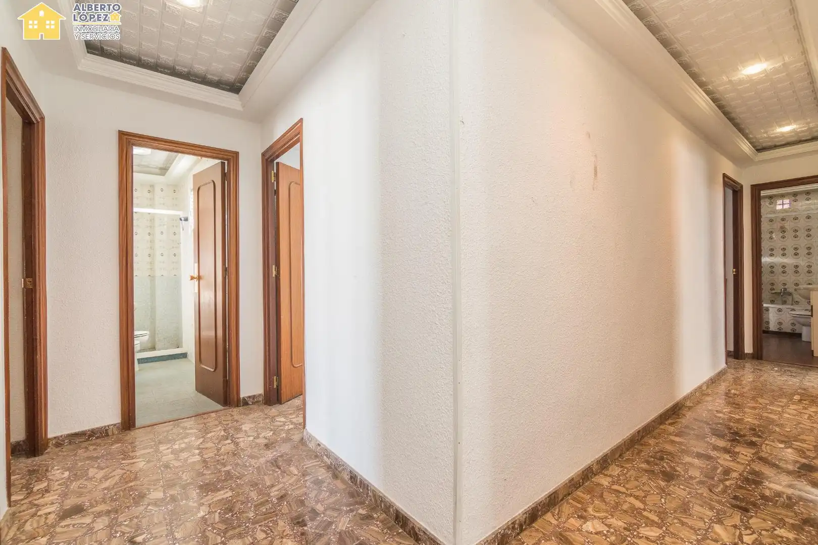 Ático en venta en Elche / Elx con Terraza y Balcón
