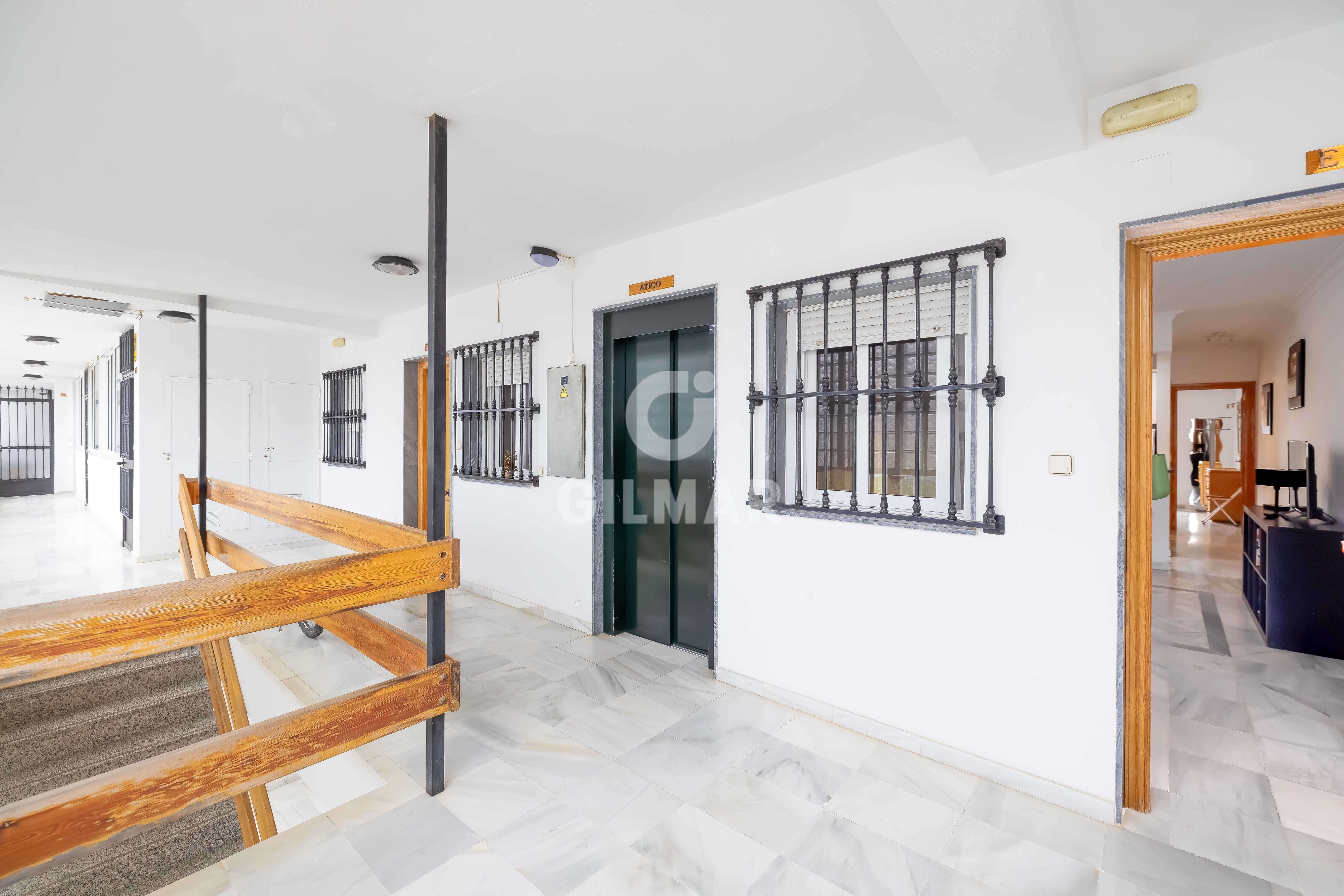 Attic for sale in Fuengirola  with Heating, Swimming Pool and Furnished